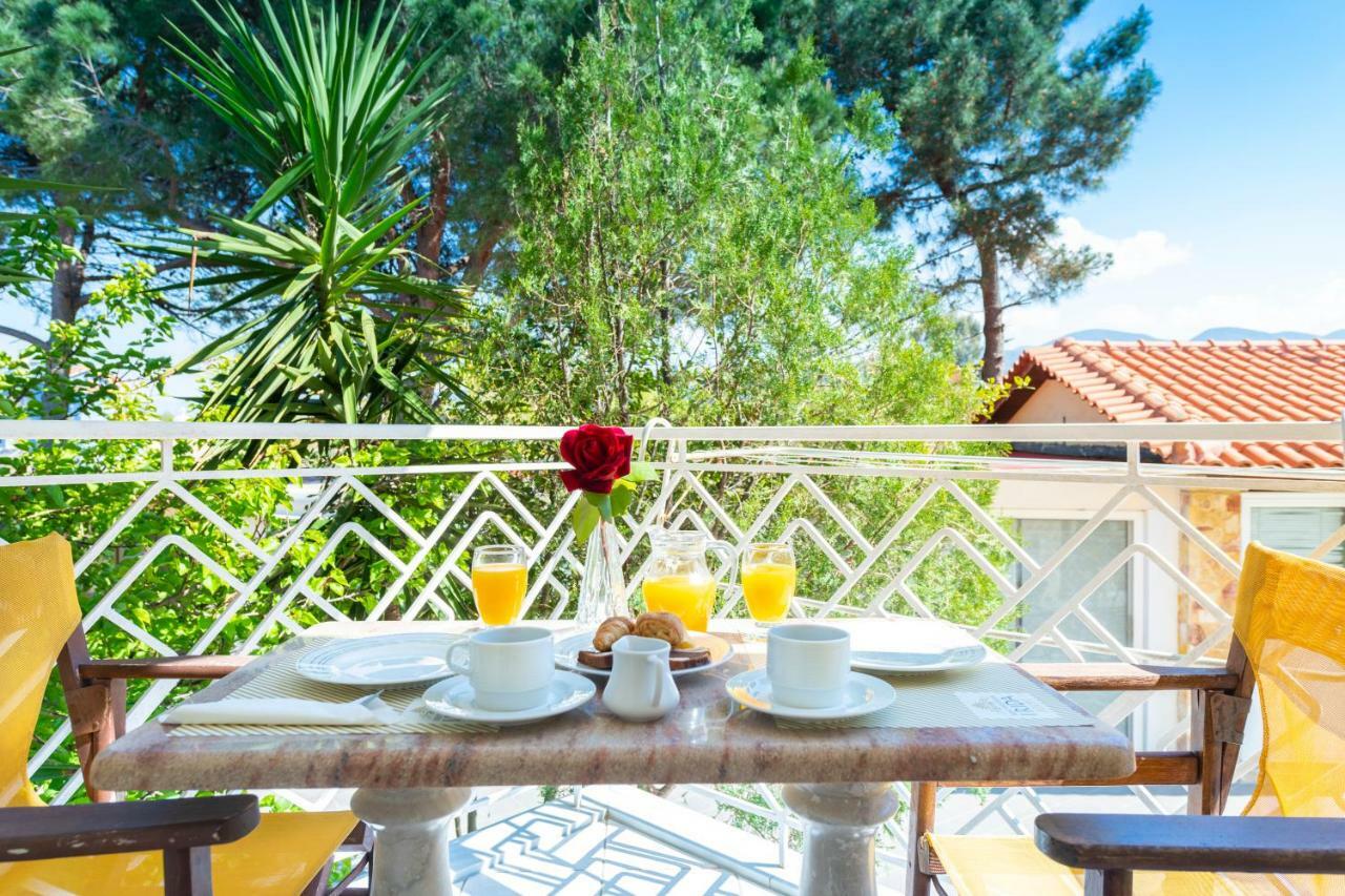 Irida Beach Resort Suites Kyparissia Exterior foto